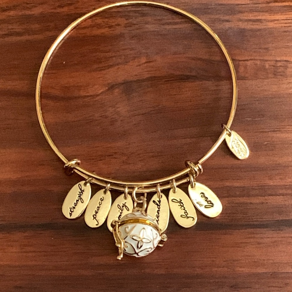 NWOT Alexa's Angels gold tone charm bracelet
